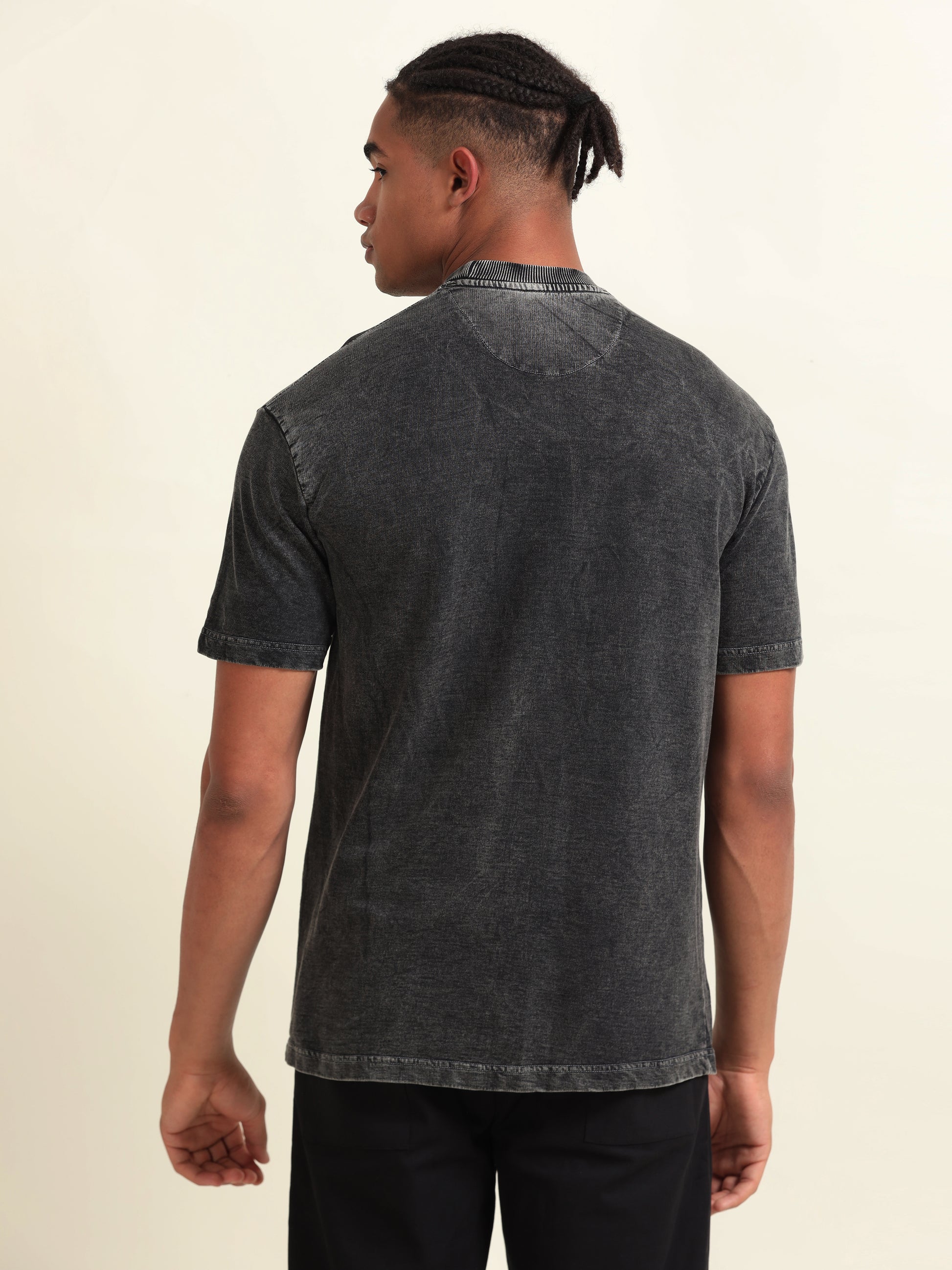 D&K Acid Wash Charcoal T-Shirt – Vintage Edge Meets Modern Comfort - D&K LUXUR