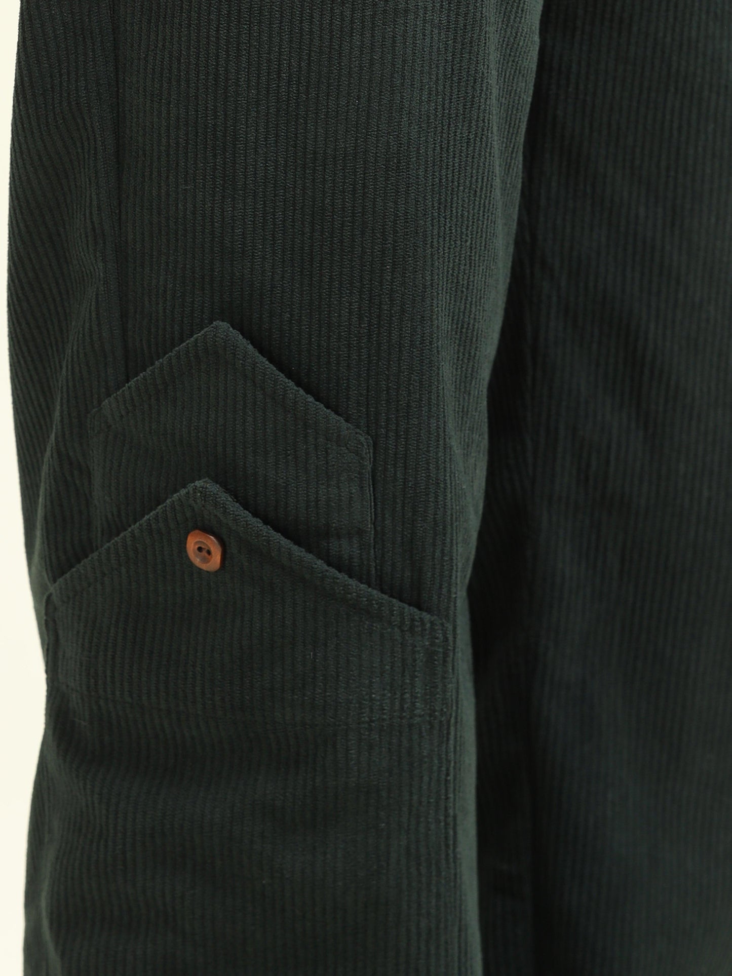 D&K Olive Green Cargo Pants – Utility Meets Effortless Style - D&K LUXUR