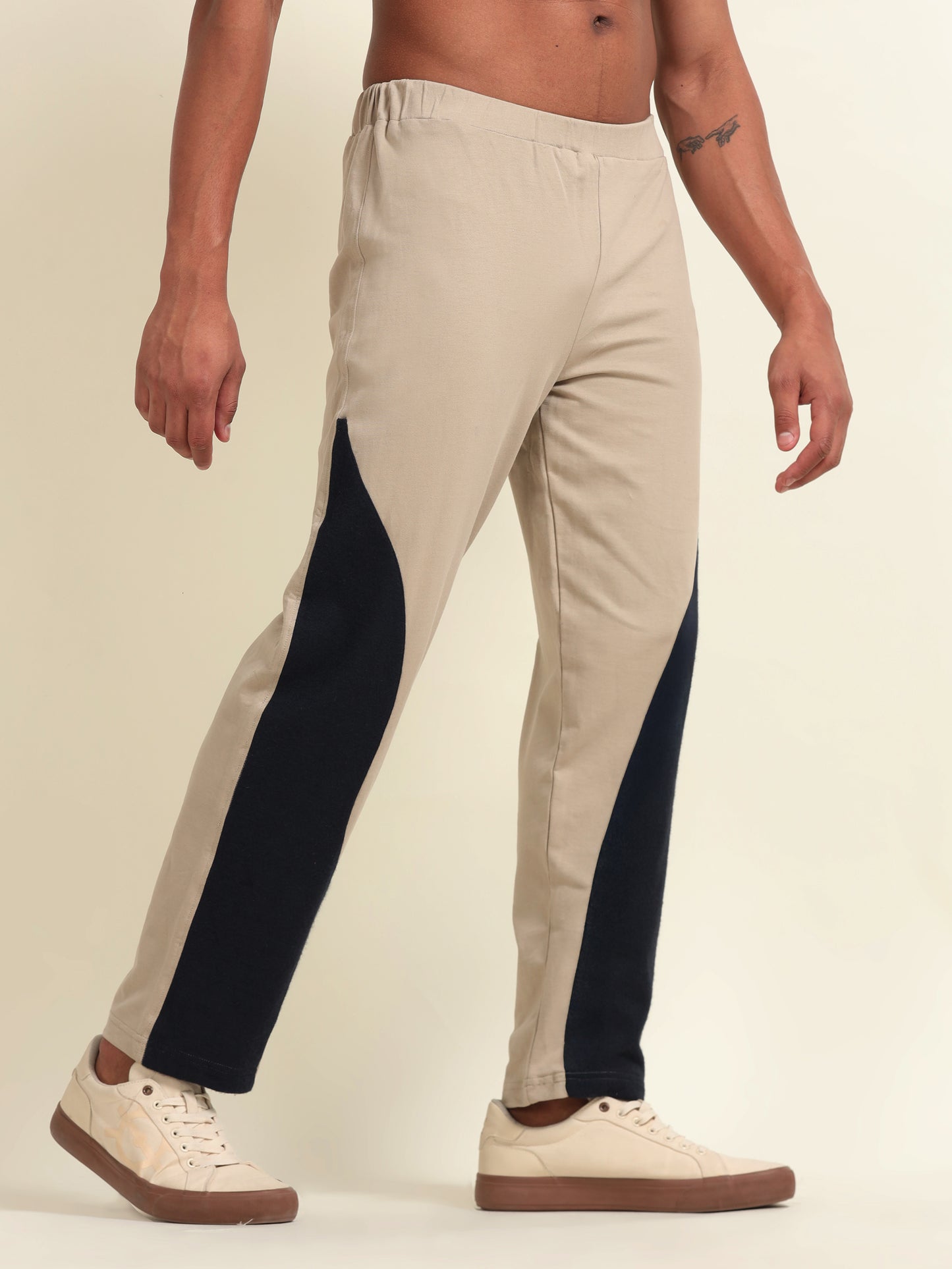 Patchwork Fleece Track Pants – Bold Contrast, Ultimate Comfort - D&K LUXUR