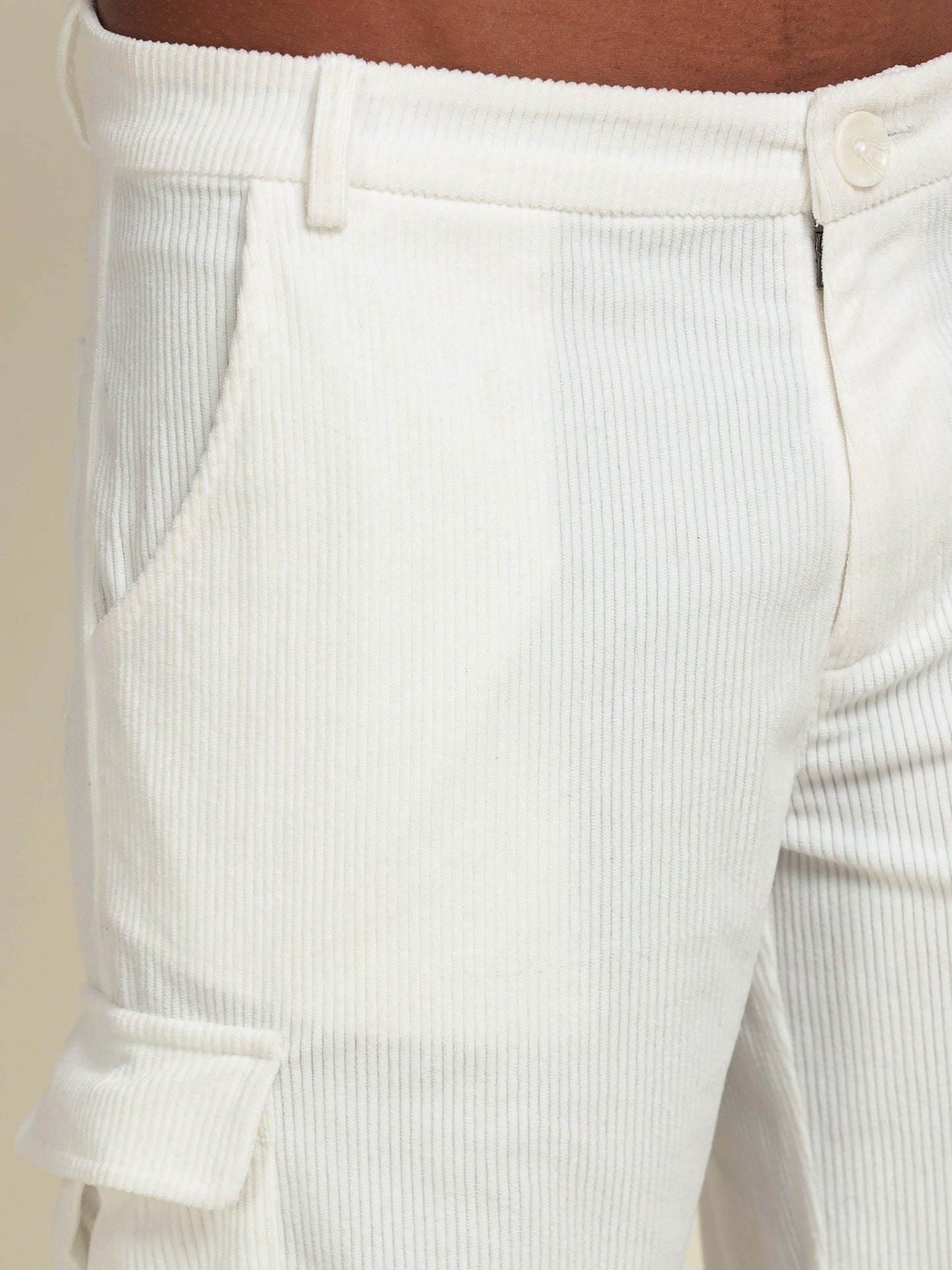 White Loose-Fit Cargo – The Ultimate Blend of Comfort & Utility - D&K LUXUR