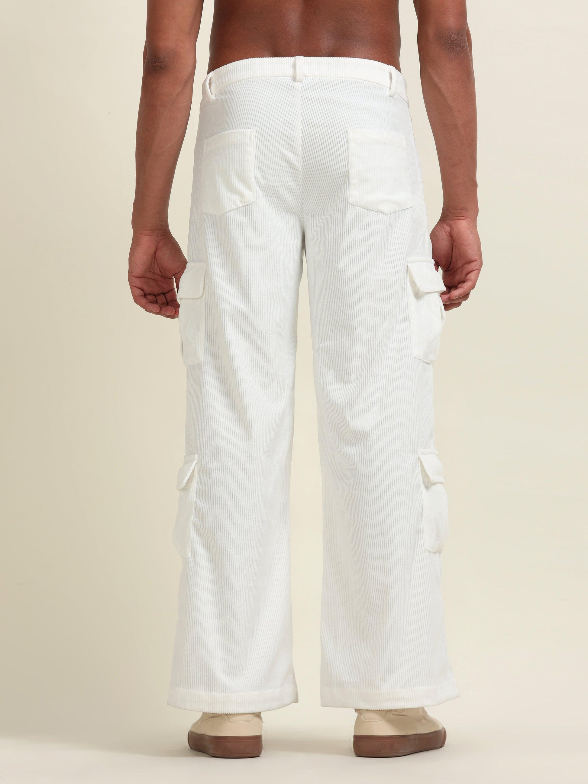 White Loose-Fit Cargo – The Ultimate Blend of Comfort & Utility - D&K LUXUR